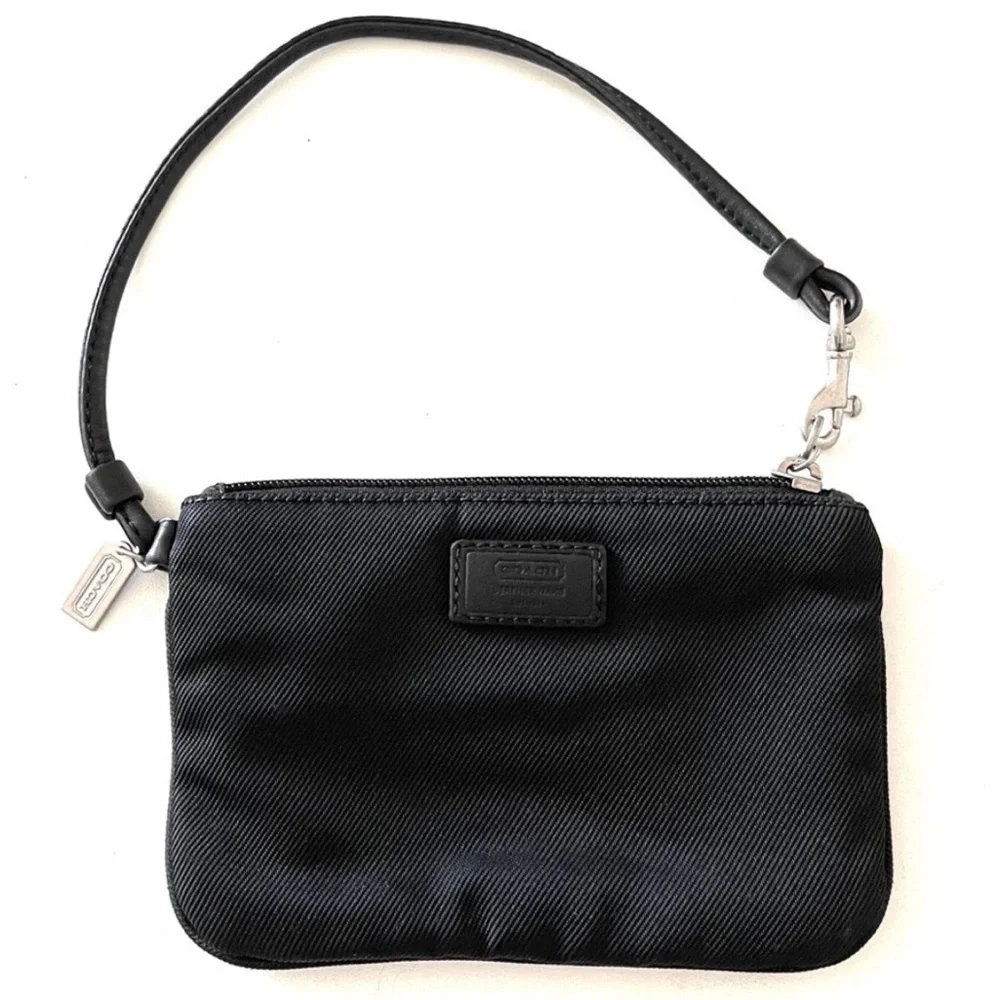 Coach Wristlet - Small Purse - Mini Bag!